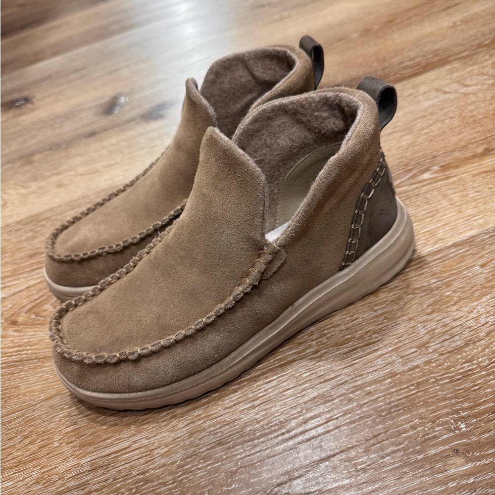 Hey Dude Women's Chukka Boots in Taupe Suede